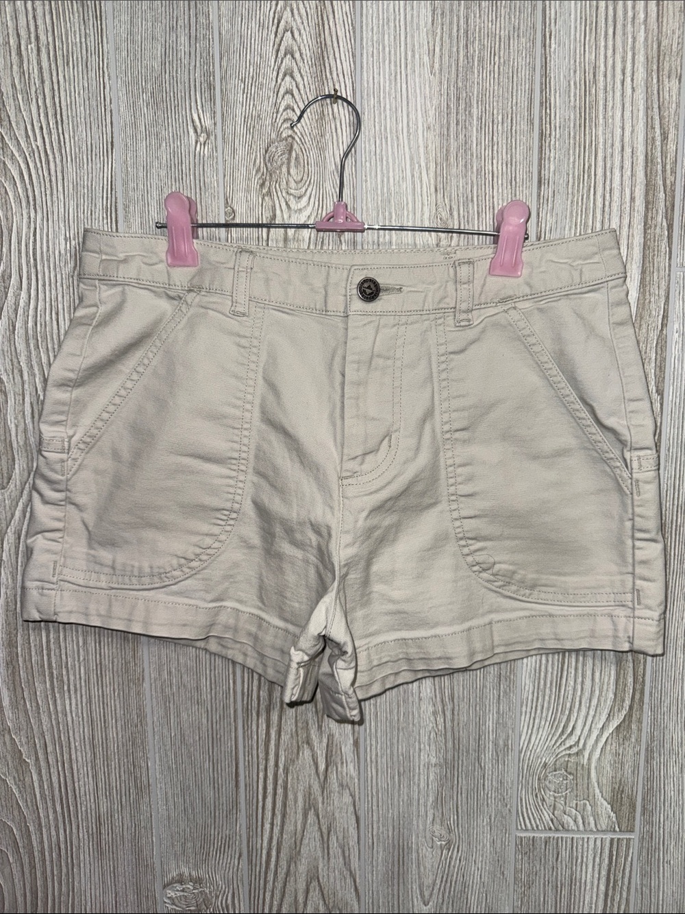 Patagonia Cream High-Rise Women's Shorts with Patch Pockets